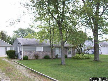 1st image of 2067 Etta Blvd