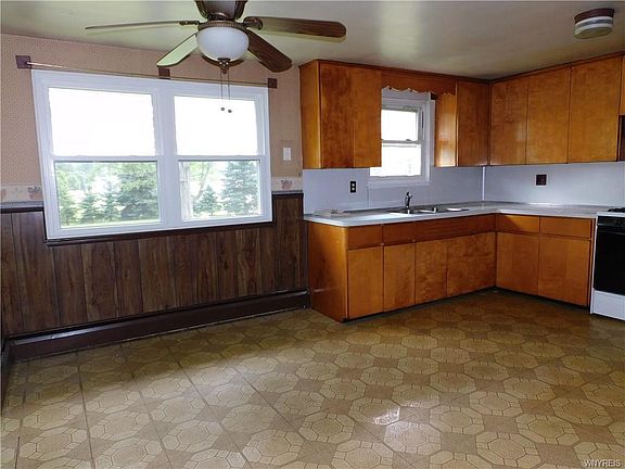 2nd image of 5614 Southside Dr