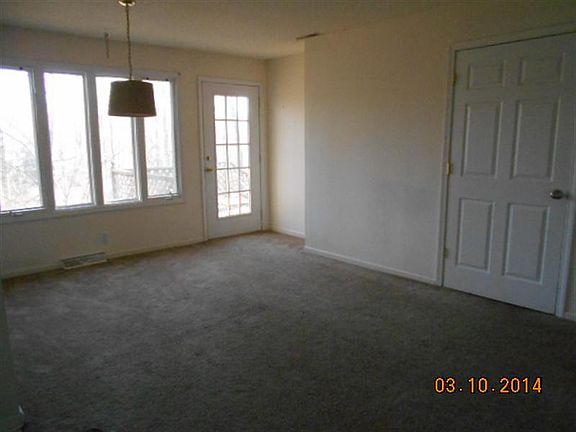 5th image of 3001 Charolais Dr