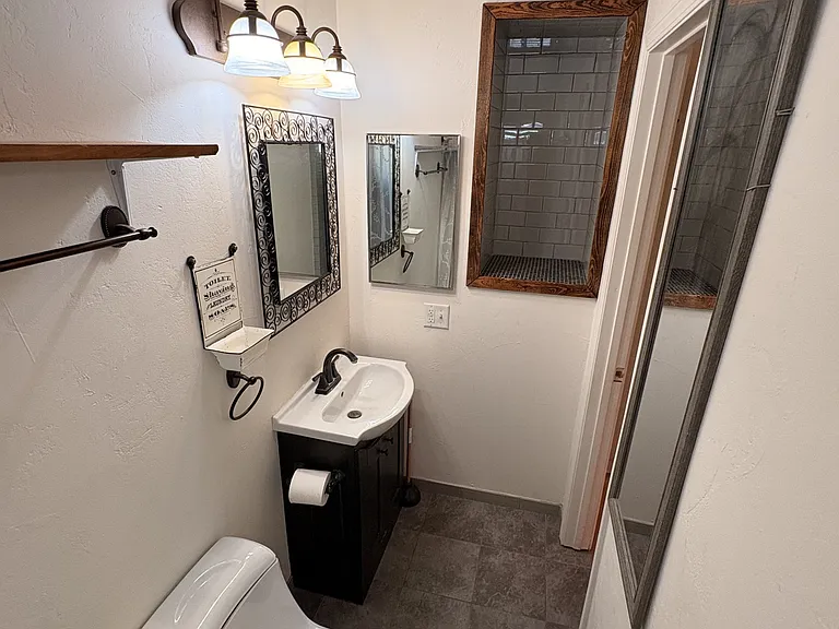 190 N 13th Ave #2 — Photo 8