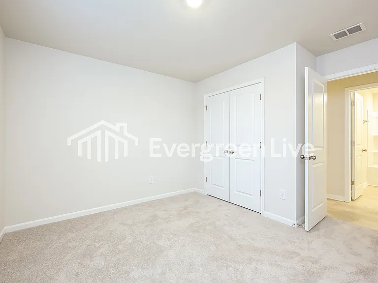 102 Branch Pass Dr — Photo 14