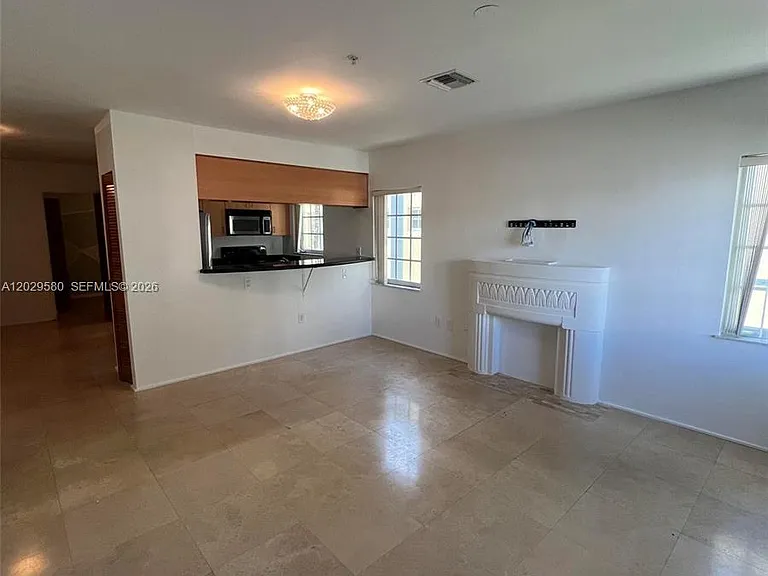600 Euclid Ave #5A — Photo 6