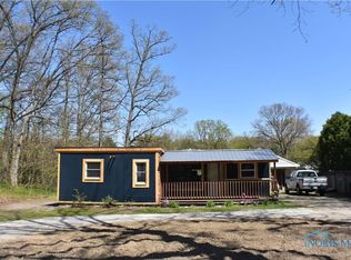 2504 N Centennial Rd, Toledo, OH 43617