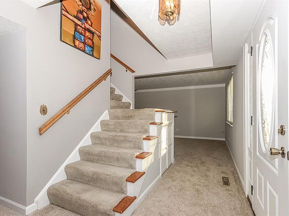 3rd image of 1554 Continental Dr