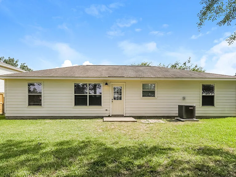 16325 Sun View Ln — Photo 16