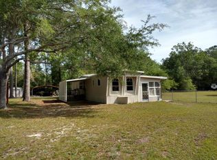 65 Chief Bragg Dr, Freeport, FL 32439