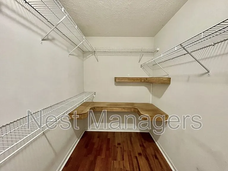 2567 Cameron Woods Ln — Photo 13