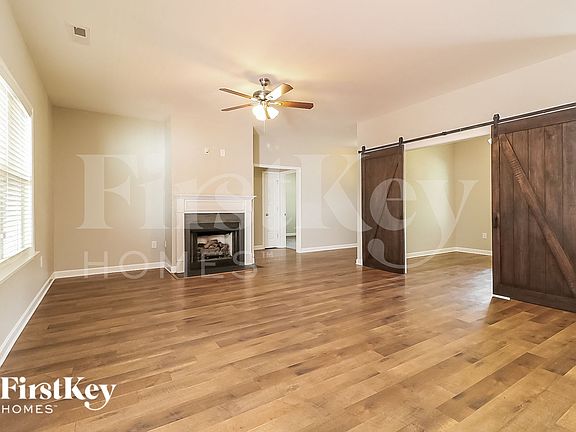 5th image of 340 Norwood Dr