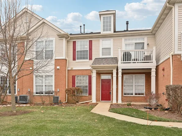 2900 Concord Ln, Wadsworth, IL 60083