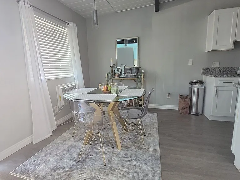 4533 Contour Blvd. — Photo 23