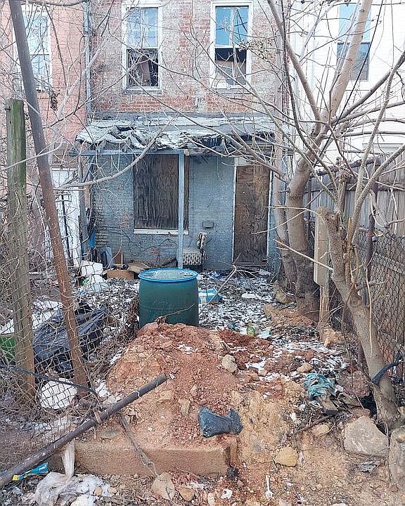 2nd image of 1533 N Milton Ave
