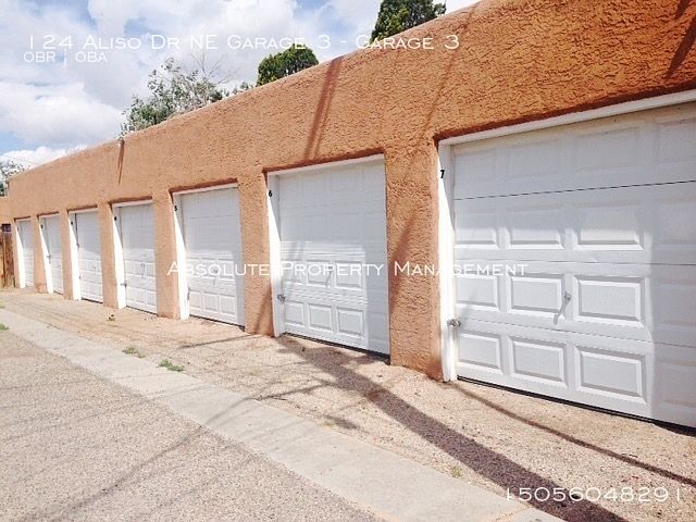 2nd image of 124 Aliso Dr #3