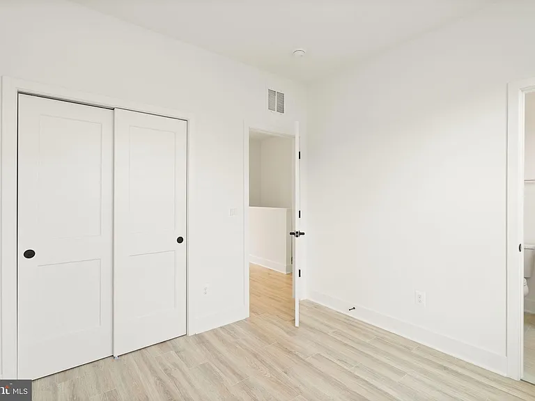 7381 Old Airfield Ln — Photo 34