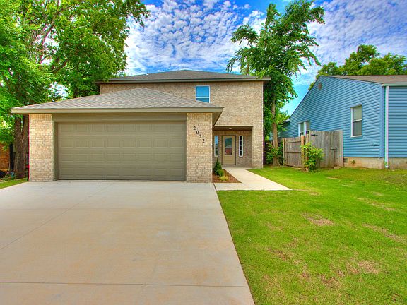 3rd image of 2022 NW 34th St #C06113608