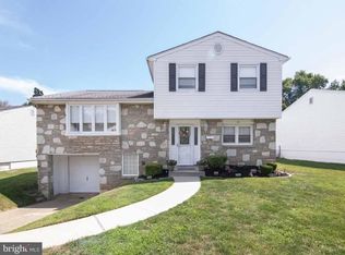 475 Pinewood Pl, Philadelphia, PA 19116