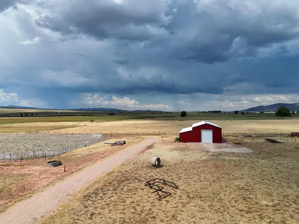 West, Kanarraville, UT 84742