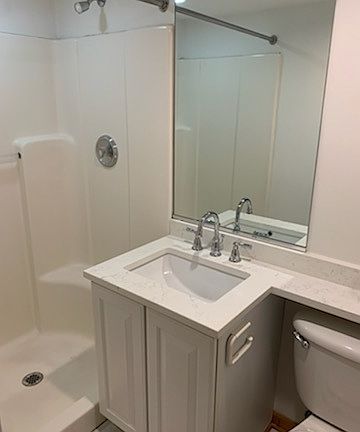 5th image of 867 W Buckingham Pl APT 8