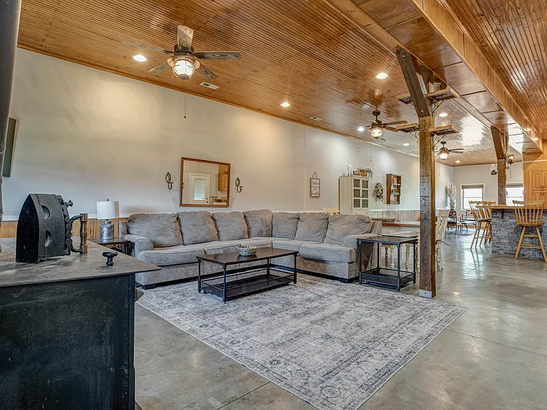 673 Old Hardin Rd — Photo 10