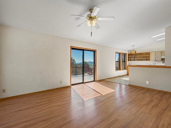 4th image of 720 Sawmill Road