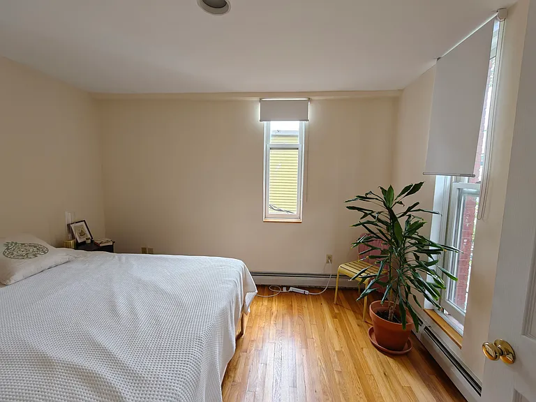 236 Columbia St — Photo 17