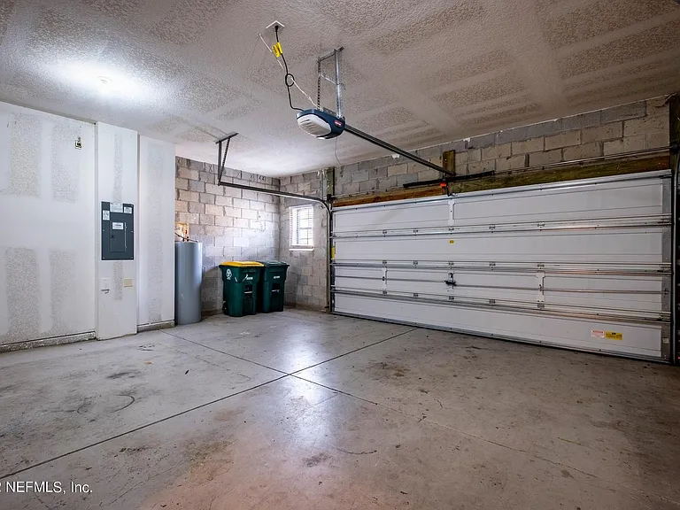 6216 Clearsky Dr — Photo 30