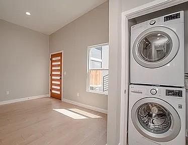 4th image of 5461 Geer Ave