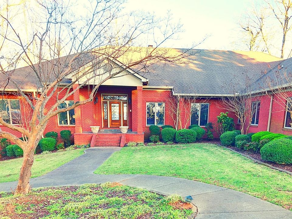 658 Saddlebrook Dr, Killen, AL 35645 MLS 504611 Zillow