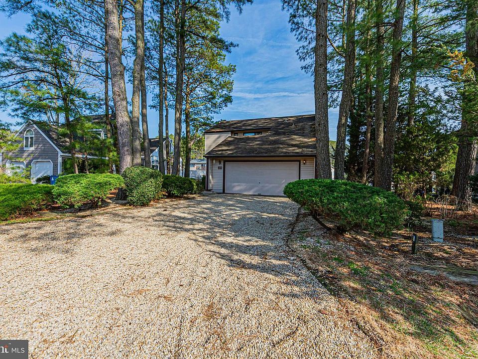 1st image of 148 Teal Cir