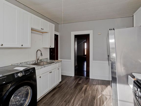 5th image of 187 S Whitney St Floor 3