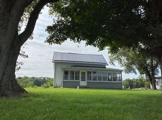 7037 E 1150 S, South Whitley, IN 46787