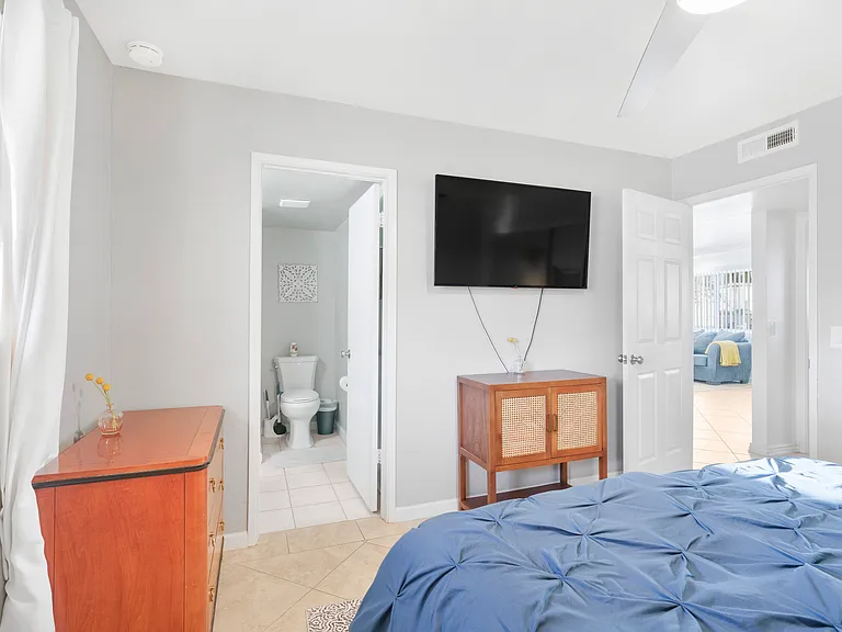 Sierra Ln — Photo 15