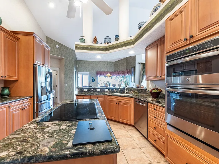 518 Saint Girons Ct — Photo 17