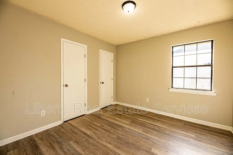 Timber Ridge — Photo 4