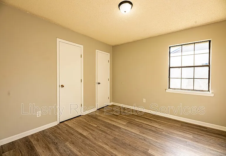 724 Timber Ridge Trl — Photo 4