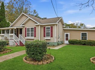 2590 Otranto Rd, North Charleston, SC 29406