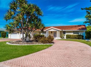 623 Concord Ln, Holmes Beach, FL 34217
