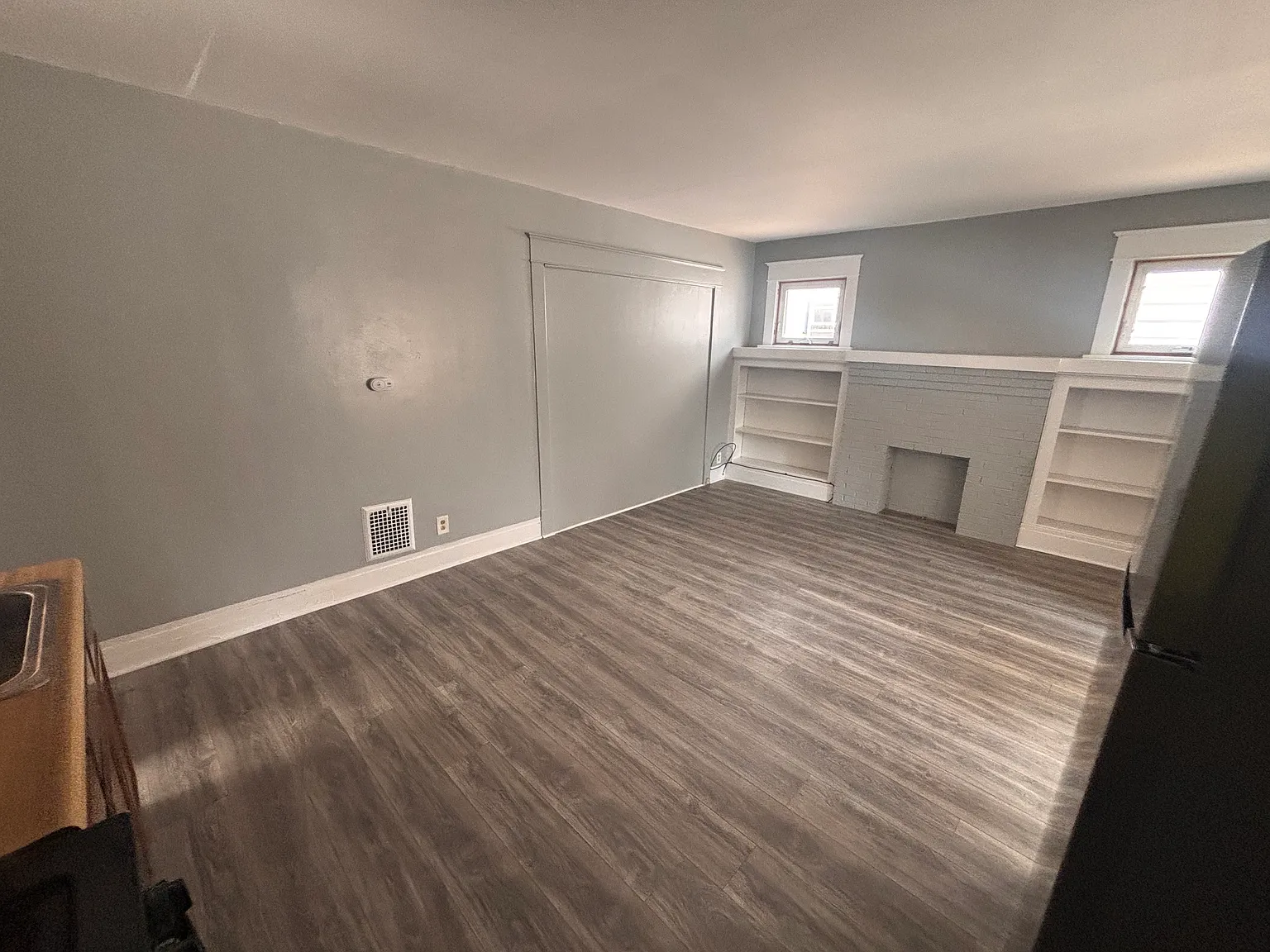 1 bed, 1000 sqft, $1,100 — Photo 3