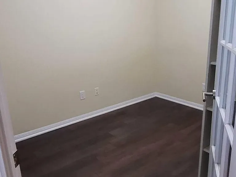 400 Adelaide St E #1202 — Photo 10