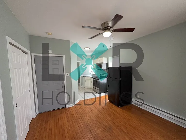 1822 W Erie Ave #2F — Photo 6