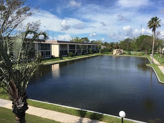 2nd image of 2135 N Courtenay Pkwy #216