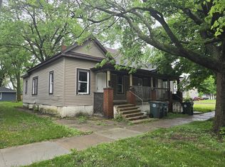 208 Clay St, Waterloo, IA 50703