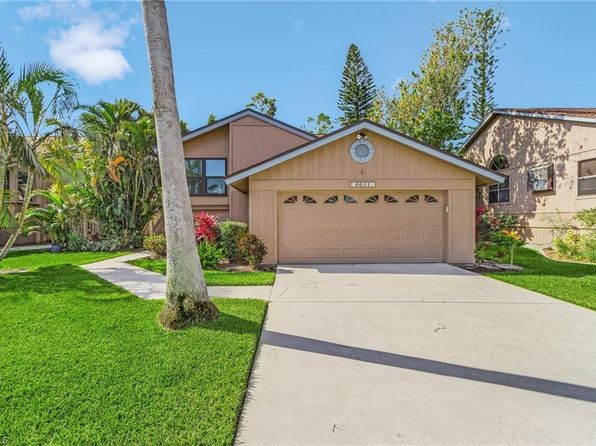 6621 Rolland Ct, Fort Myers, FL 33908