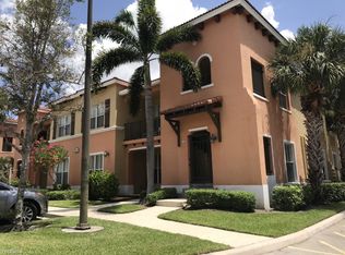 3549 Forest Hill Blvd APT 32, Palm Springs, FL 33406