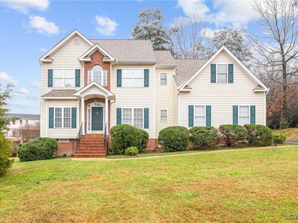 14313 Woodleigh Dr, Chester, VA 23831