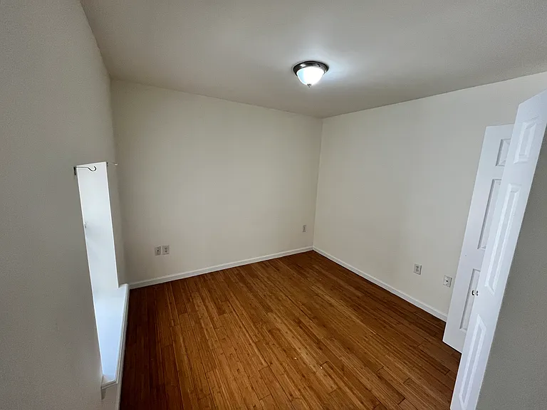 1846 W Master St #2 — Photo 6