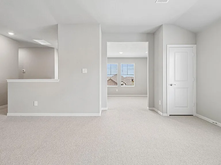 6206 Castamere Dr — Photo 35