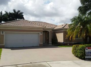 8754 NW 163rd Ter, Miami Lakes, FL 33018