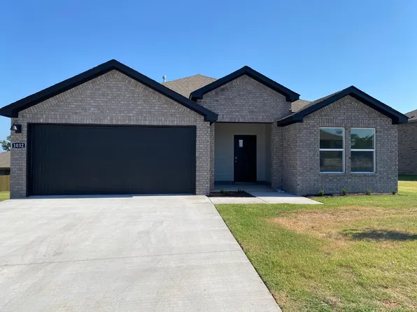 1032 Pebble Dr, Prairie Grove, AR 72753