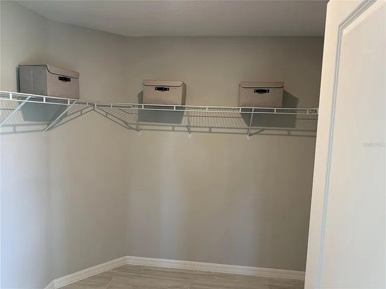 2602 Lola Ln — Photo 24
