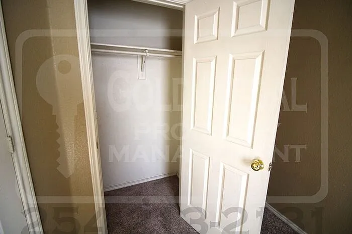 3400 Barcelona Dr — Photo 21